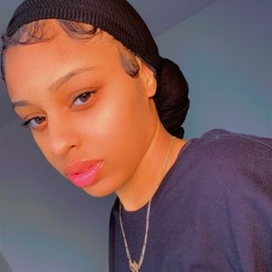 Meet your Posher, Kia